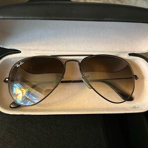 Rayban aviators classic